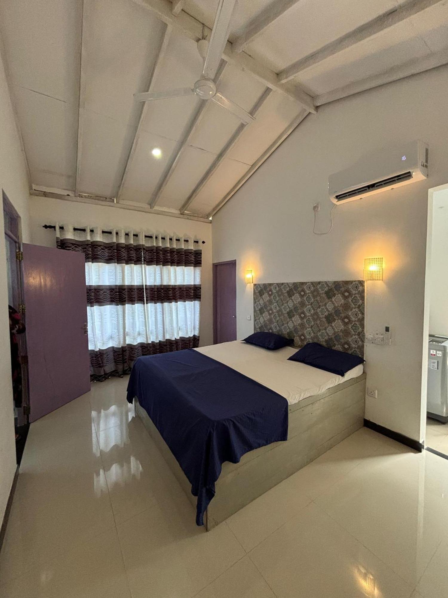 Hotel House 73 à Unawatuna Extérieur photo